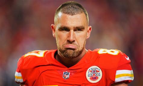 Chiefs TE Travis Kelce apologizes for his block on WR…