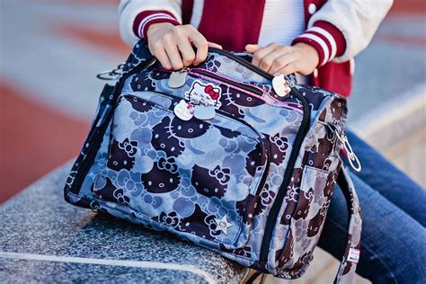 Pin by Gillian Palumbo on Hello Kitty | Louis vuitton speedy bag, Louis vuitton speedy, Bags