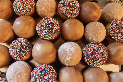 Brittany Bakes: Donut Holes