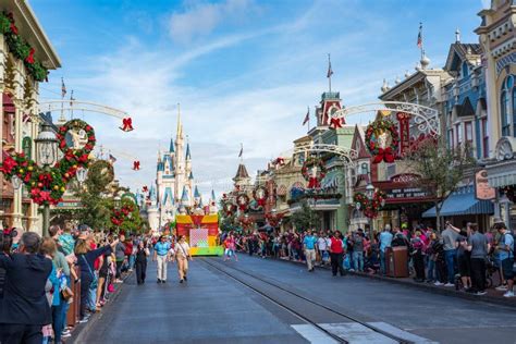 Parade in Main Street USA at the Magic Kingdom, Walt Disney World. Editorial Image - Image of ...