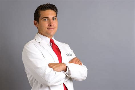 Dr. Russell Russo - Orthopedic Surgeon