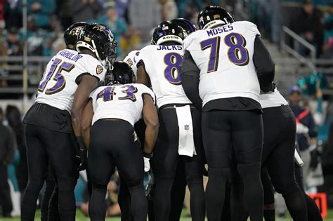 How to Watch the Miami Dolphins vs. Baltimore Ravens - NFL: Week 17 ...