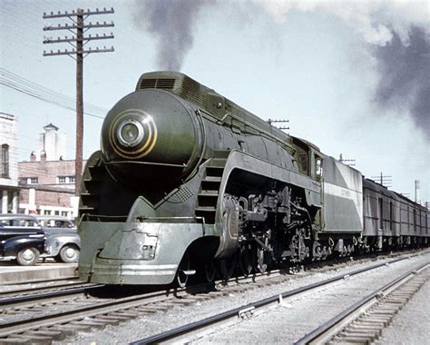 Streamlined steam locomotives - Trains