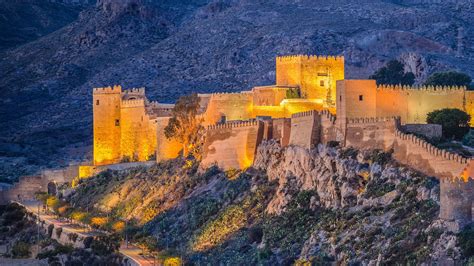 Alcazaba vista nocturna. Guía de Almería | Almeria, Castle, Spain