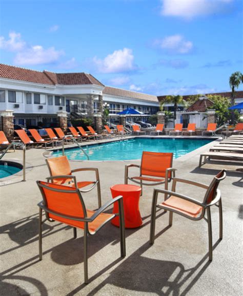 Tropicana Inn And Suites | Harbor Blvd Anaheim Hotel