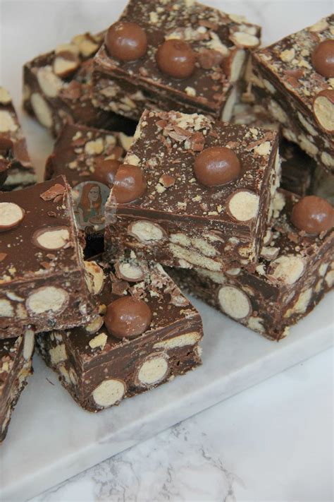 Malteser Tiffin - Jane's Patisserie