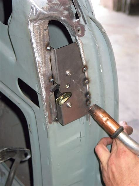 Installing Bear Claw Latches - Hot Rod Network