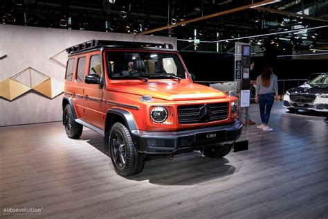 Live Pics: 2022 Mercedes-Benz G-Class Debuts in Professional Line Guise ...