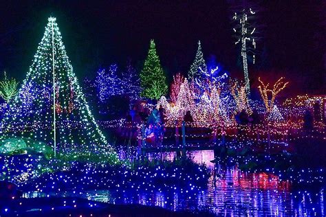 Gardens Aglow Holiday Lights Opens This Saturday in Boothbay