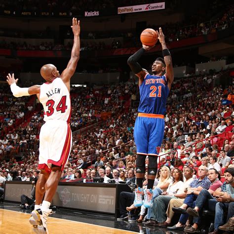 New York Knicks vs. Miami Heat: Live Score and Analysis | Bleacher ...