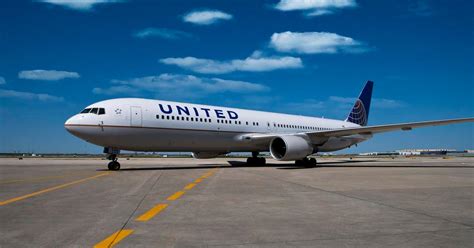 United Airlines Flight Deals, Reviews & Information | Cheapflights