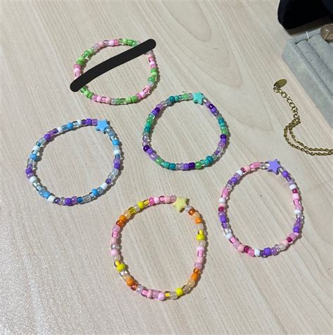 friendship bracelets, Women's Fashion, Jewelry & Organisers, Bracelets ...