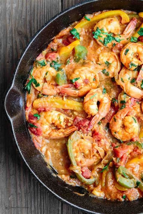 Easy Shrimp Recipe | The Mediterranean Dish. Easy Mediterranean skillet ...