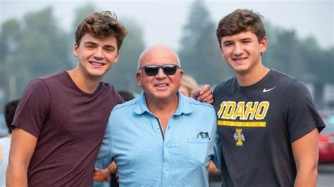 Fraternity announces scholarship fund honoring Ethan Chapin | krem.com