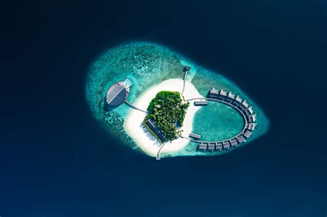 Kudadoo Maldives Private Island – LUX Tennis