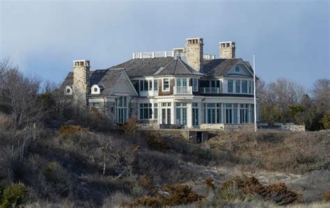 Hedge Fund Billionaire Steven Cohen Buys A House in The Hamptons For $60 Million – Elite Choice