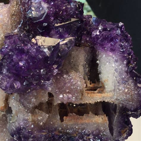 Amethyst Cave | Rocks and crystals, Amethyst, Crystals