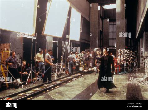 Keanu reeves matrix behind the scenes hi-res stock photography and images - Alamy