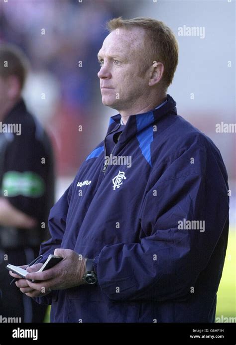 Rangers manager Alex McLeish takes notes, during their Bank of Scotland ...