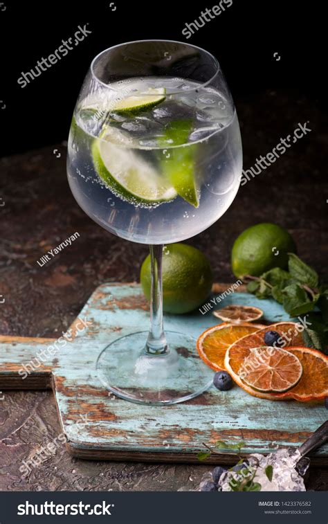 697 Cocktail Vodka Sprite Images, Stock Photos & Vectors | Shutterstock