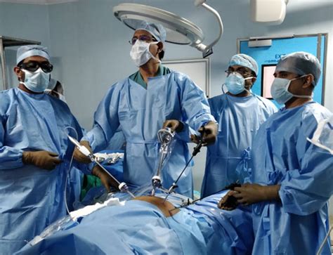 Laparoscopic Hernia Surgery - VPS Lakeshore Hospital, Kochi