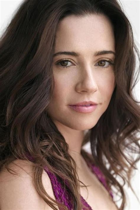 Linda Cardellini Joins ‘Hunter Killer’ Cast | Beautiful celebrities ...