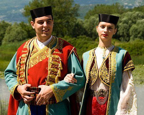 Folk costumes of Montenegro | European costumes, Folk costume, Traditional outfits