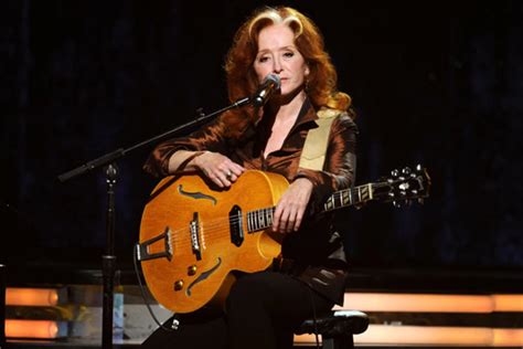 Bonnie Raitt Announces 2012 Tour