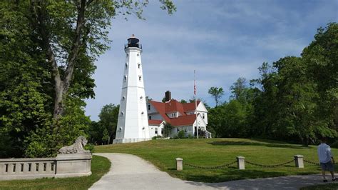 Milwaukee WI | Milwaukee wi, Lighthouse, Tree