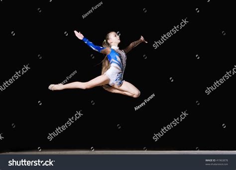 12 Years Old Girl Doing Rhythmic: foto stock (editar agora) 41963878