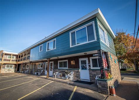 GRISWOLD'S LODGE - Updated 2024 Motel Reviews (Ontonagon, MI)