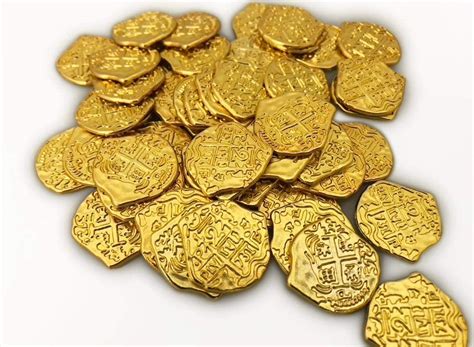 Amazon.com: Lot of 100 - Toy Shiny Gold Pirate Coins Treasure : Toys ...