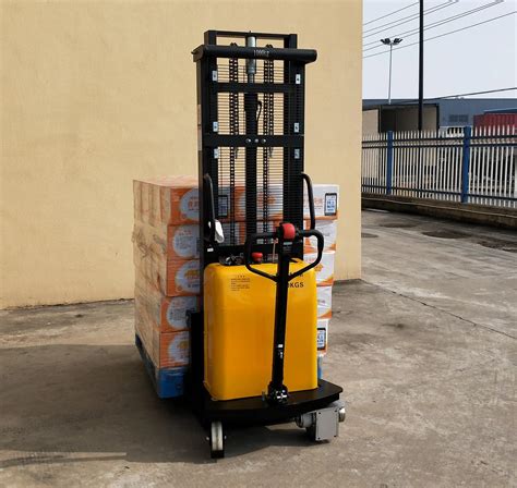 Walk-behind Narrow-aisle Electric Stacker Truck For Pallets Lift 3500mm ...