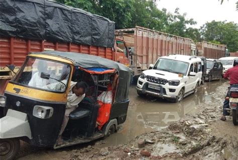 Gorakhpur Weather Update Today Flood Like Situation Continues After Heavy Rain In Gorakhpur ...