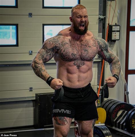 Game Of Thrones star The Mountain shows off staggering SEVEN stone ...