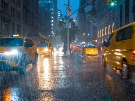 Nor'easter Soaks NYC, Flood Watch Continues As More Rain Expected | New ...