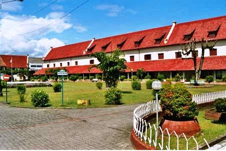 Wisata Sejarah Fort Rotterdam Makassar | Aneka Wisata Nusantara