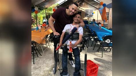 Houston Astros' Carlos Correa surprises disabled fan on his birthday - ABC13 Houston