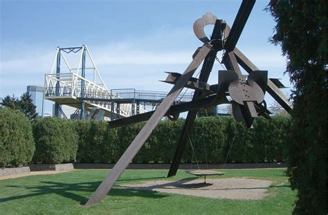 Minneapolis Sculpture Garden_04 - Quennell Rothschild & Partners