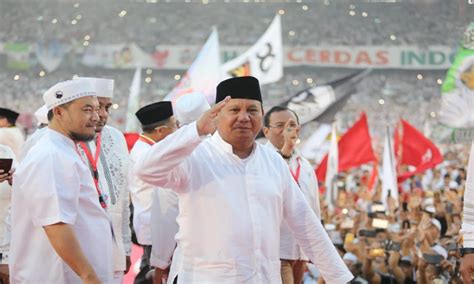 Banyak Baliho Rugikan Prabowo, Gerindra: Kita Tempuh Jalur Hukum ...