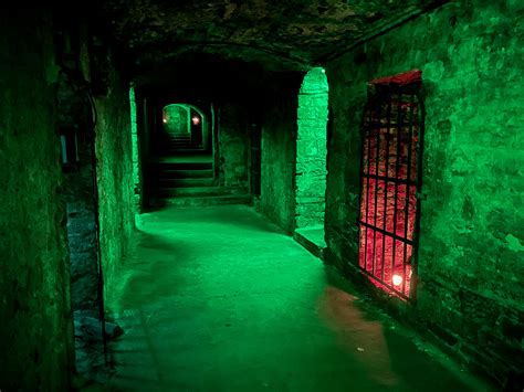 Ghosts of the Edinburgh Vaults: Haunted Scotland - Amy's Crypt