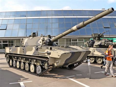 DEFENSE STUDIES: Russia Unveils New Sprut-SDM1 Light Tank