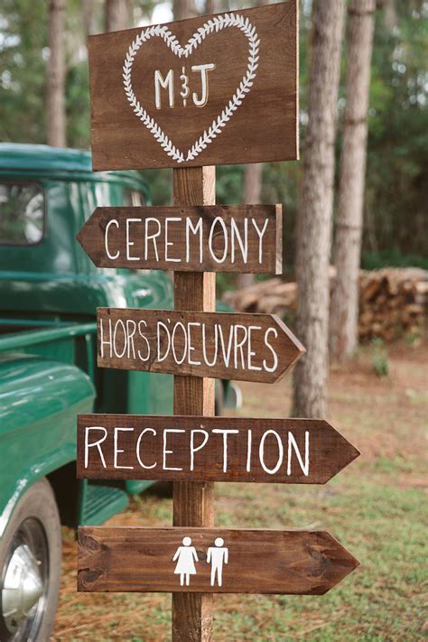 Directional Sign for Outdoor Rustic Wedding | Tampa Bay Wedding Planner ...