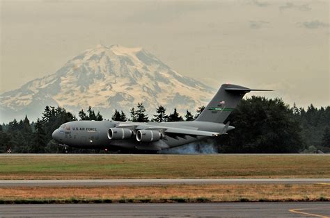 Aero Pacific Flightlines: New C-17A delivered to McChord AFB