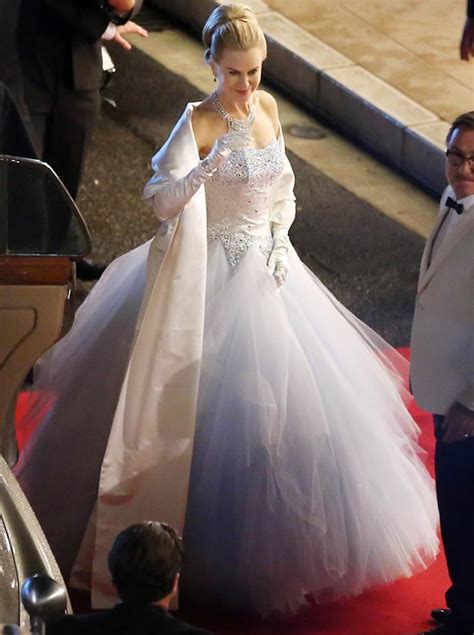 12 Best Dressed Celebrity Brides – DesignerzCentral Blog