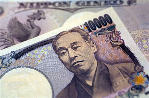 Yen Hits 32-Year Low Past 150 Vs. Dollar As Officials Eye Intervention ...