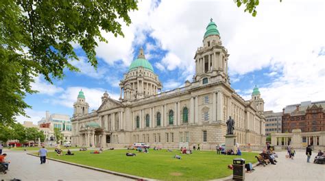 Belfast City Hall in Belfast | Expedia.co.uk