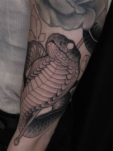 Black and Gray Snake Tattoo by Sebastian Grebhardt | Tattoos, Tattoo ...