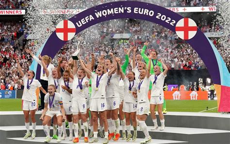 Lionesses miss out on New Year Honours because they…