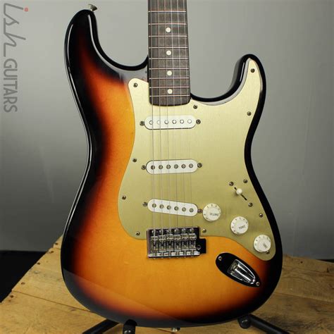 2000 Fender MIM Stratocaster Sunburst w/ Gold Anodized Pickguard – Ish ...